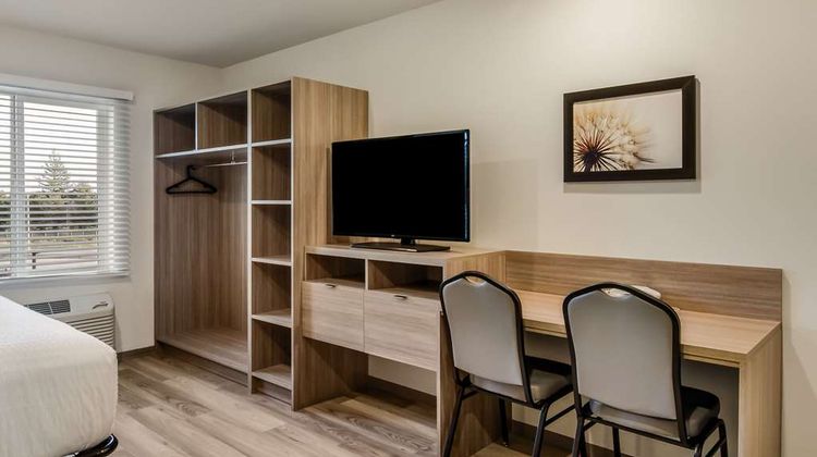 WoodSpring Suites Tacoma Lakewood Room