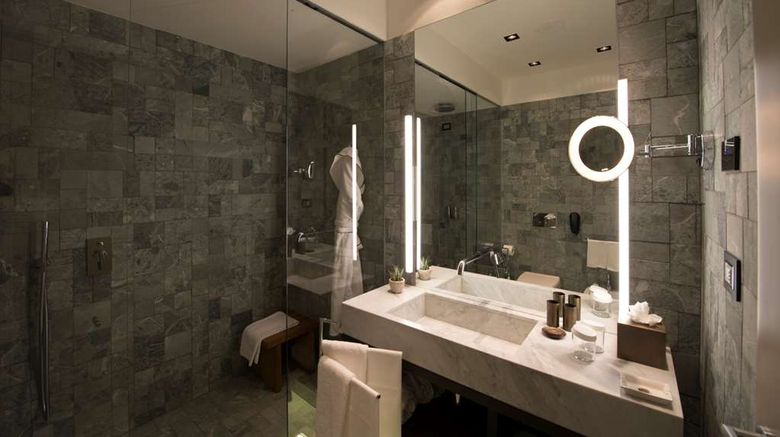 <b>Grand Hotel Billia Room</b>. Images powered by <a href="https://iceportal.shijigroup.com/" title="IcePortal" target="_blank">IcePortal</a>.