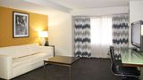 <b>Comfort Inn and Suites Baltimore Suite</b>. Images powered by <a href="https://iceportal.shijigroup.com/" title="IcePortal" target="_blank">IcePortal</a>.