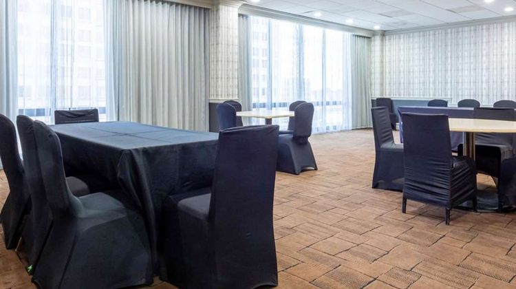 Comfort Inn and Suites Baltimore Meeting