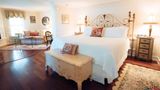 <b>Reluctant Panther Inn & Restaurant Suite</b>. Images powered by <a href="https://iceportal.shijigroup.com/" title="IcePortal" target="_blank">IcePortal</a>.