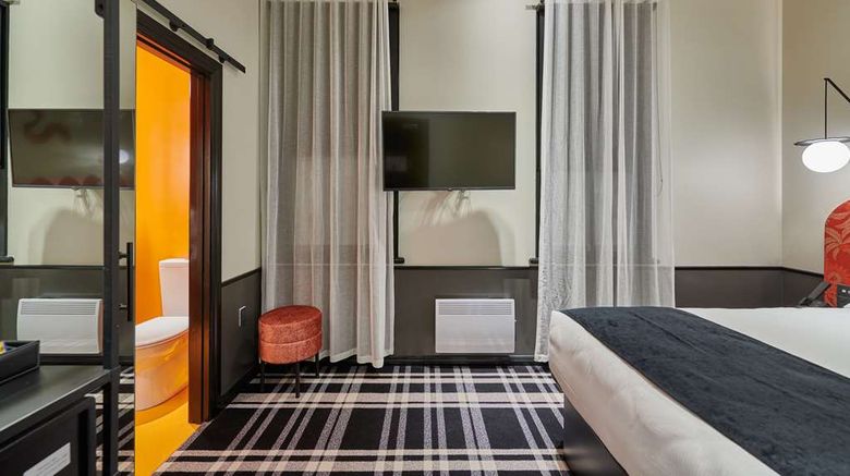 <b>Naumi Studio Wellington Room</b>. Images powered by <a href="https://iceportal.shijigroup.com/" title="IcePortal" target="_blank">IcePortal</a>.