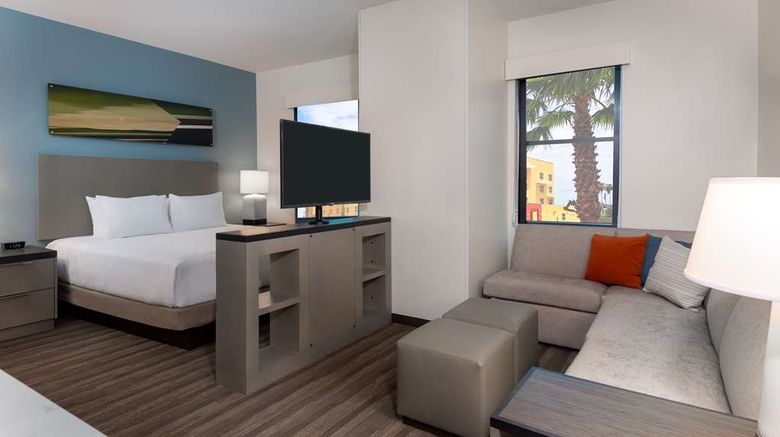 <b>Hyatt House Tampa Airport Westshore Room</b>. Images powered by <a href="https://iceportal.shijigroup.com/" title="IcePortal" target="_blank">IcePortal</a>.