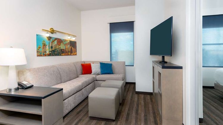 Hyatt House Tampa Airport Westshore Suite
