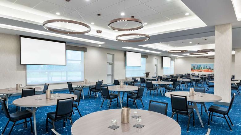 <b>Hyatt House Tampa Airport Westshore Lobby</b>. Images powered by <a href="https://iceportal.shijigroup.com/" title="IcePortal" target="_blank">IcePortal</a>.