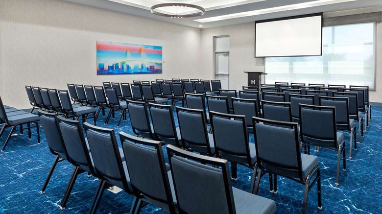<b>Hyatt House Tampa Airport Westshore Meeting</b>. Images powered by <a href="https://iceportal.shijigroup.com/" title="IcePortal" target="_blank">IcePortal</a>.