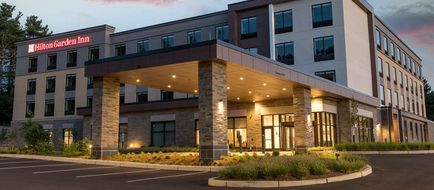 Hilton Garden Inn Boston Canton Exterior