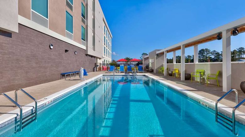 <b>Home2 Stes by Hilton Wrightsville Beach Pool</b>. Images powered by <a href="https://iceportal.shijigroup.com/" title="IcePortal" target="_blank">IcePortal</a>.