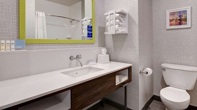 <b>Hampton Inn & Suites Canal Winchester Room</b>. Images powered by <a href="https://iceportal.shijigroup.com/" title="IcePortal" target="_blank">IcePortal</a>.