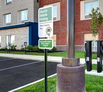 Hampton Inn & Suites Canal Winchester Exterior