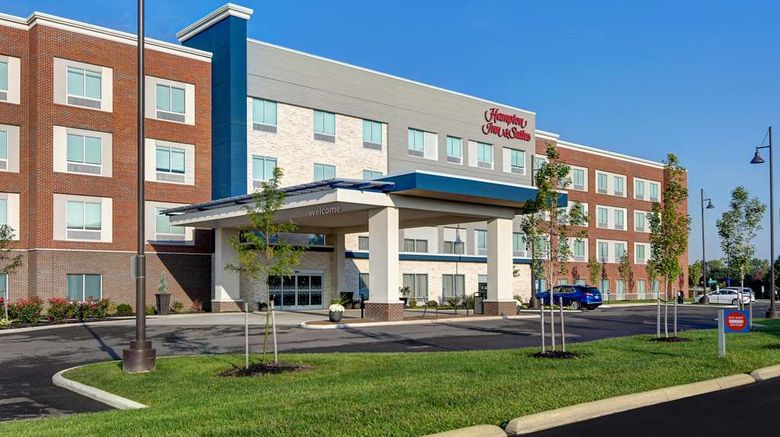 <b>Hampton Inn & Suites Canal Winchester Exterior</b>. Images powered by <a href="https://iceportal.shijigroup.com/" title="IcePortal" target="_blank">IcePortal</a>.