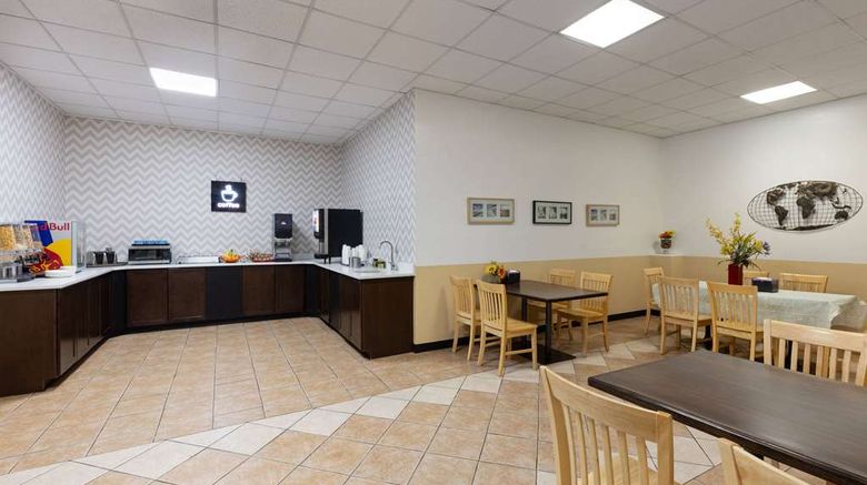 <b>Baymont by Wyndham Edson Other</b>. Images powered by <a href="https://iceportal.shijigroup.com/" title="IcePortal" target="_blank">IcePortal</a>.