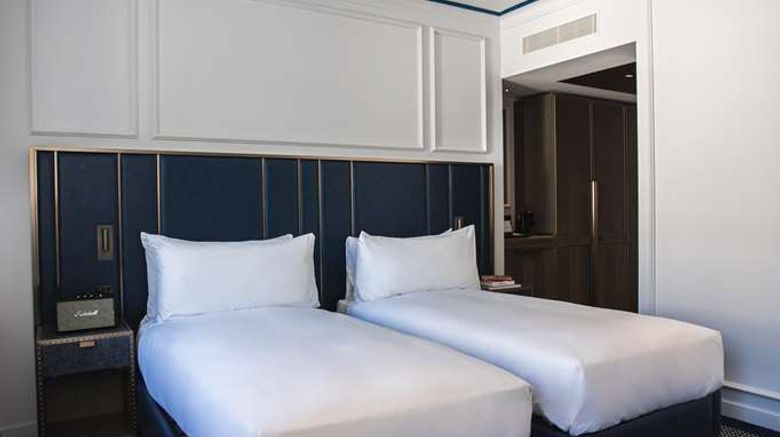 <b>page8 London Room</b>. Images powered by <a href="https://iceportal.shijigroup.com/" title="IcePortal" target="_blank">IcePortal</a>.