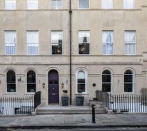 Henrietta House, Radisson Individuals Exterior