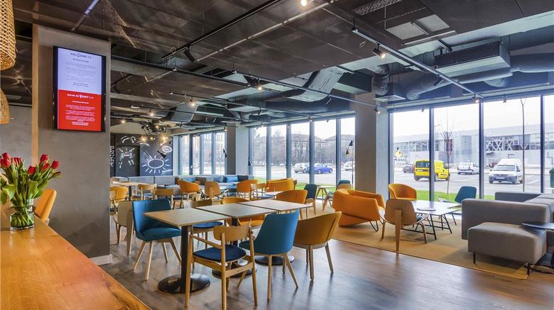 <b>Ibis Timisoara City Center Restaurant</b>. Images powered by <a href="https://iceportal.shijigroup.com/" title="IcePortal" target="_blank">IcePortal</a>.