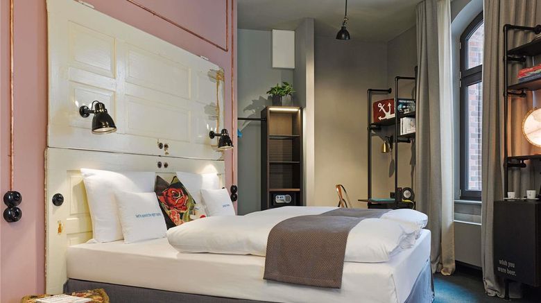 <b>25hours Hotel Altes Hafenamt Room</b>. Images powered by <a href="https://iceportal.shijigroup.com/" title="IcePortal" target="_blank">IcePortal</a>.
