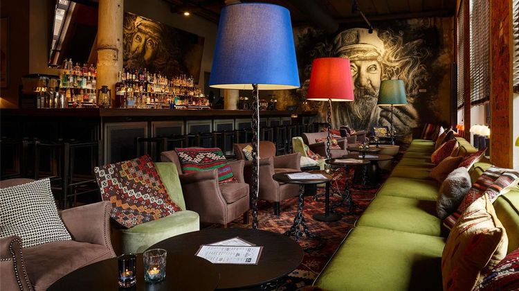 25hours Hotel Altes Hafenamt Exterior