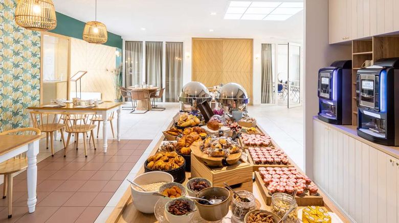 <b>Best Western Hotel du Lac Dunkerque Restaurant</b>. Images powered by <a href="https://iceportal.shijigroup.com/" title="IcePortal" target="_blank">IcePortal</a>.