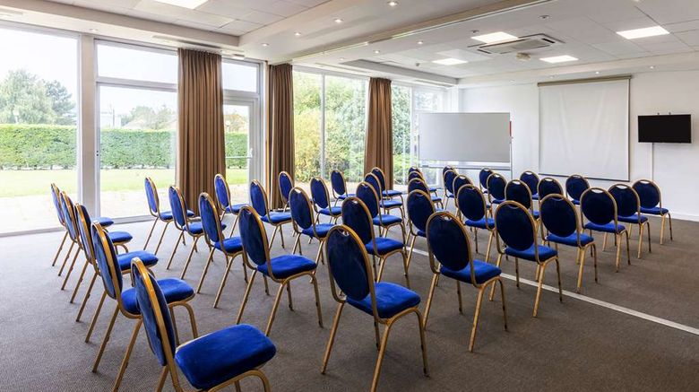 <b>Best Western Hotel du Lac Dunkerque Meeting</b>. Images powered by <a href="https://iceportal.shijigroup.com/" title="IcePortal" target="_blank">IcePortal</a>.