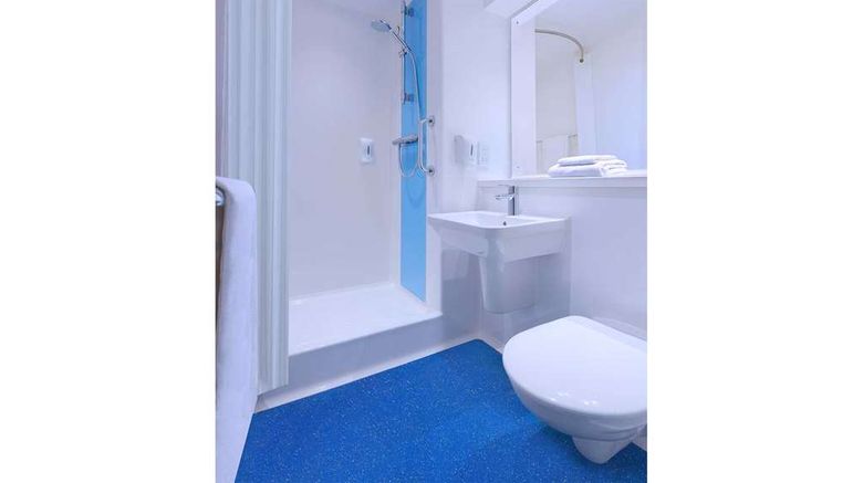 <b>Travelodge Kendal Town Centre Room</b>. Images powered by <a href="https://iceportal.shijigroup.com/" title="IcePortal" target="_blank">IcePortal</a>.