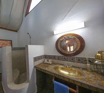 Kinasi Lodge Room