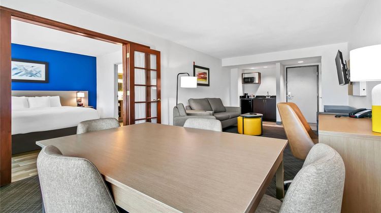 Comfort Inn & Suites Suite