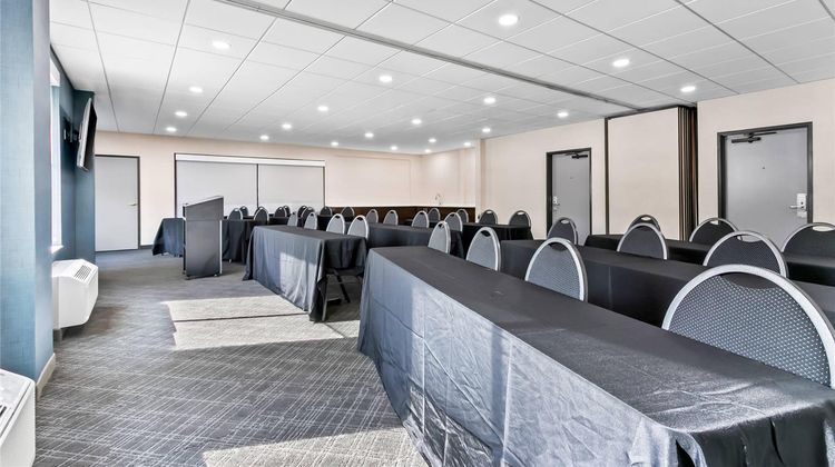 Comfort Inn & Suites Meeting