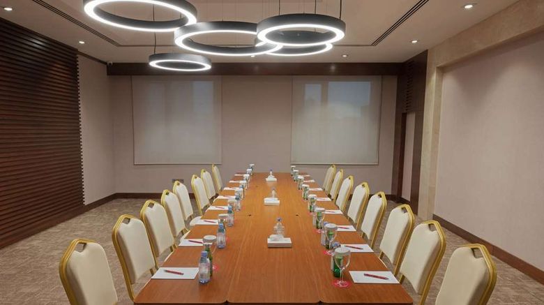 <b>Ramada by Wyndham Erbil Gulan Street Meeting</b>. Images powered by <a href="https://iceportal.shijigroup.com/" title="IcePortal" target="_blank">IcePortal</a>.