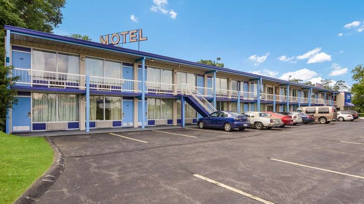 Americas Best Value Inn Wytheville Exterior