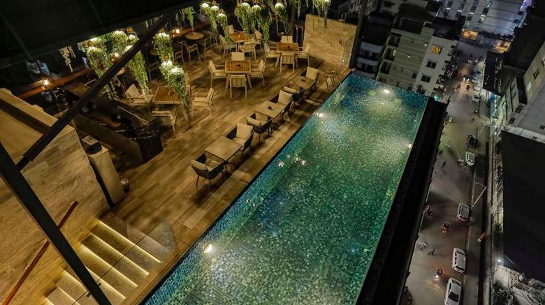 <b>Best Western Plus Maya Pool</b>. Images powered by <a href="https://iceportal.shijigroup.com/" title="IcePortal" target="_blank">IcePortal</a>.