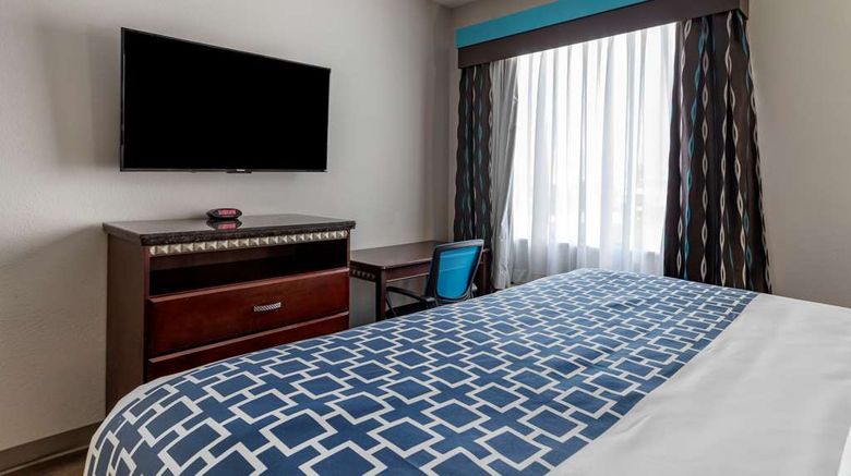 <b>Clarion Pointe Sulphur Lake Charles Suite</b>. Images powered by <a href="https://iceportal.shijigroup.com/" title="IcePortal" target="_blank">IcePortal</a>.