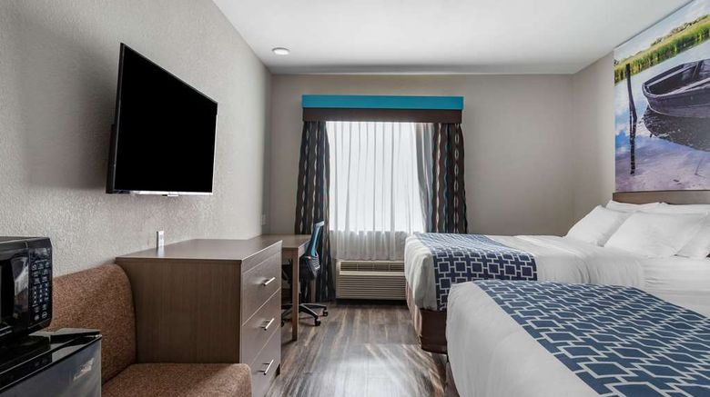 <b>Clarion Pointe Sulphur Lake Charles Room</b>. Images powered by <a href="https://iceportal.shijigroup.com/" title="IcePortal" target="_blank">IcePortal</a>.