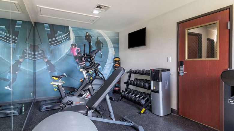 <b>Clarion Pointe Sulphur Lake Charles Health</b>. Images powered by <a href="https://iceportal.shijigroup.com/" title="IcePortal" target="_blank">IcePortal</a>.