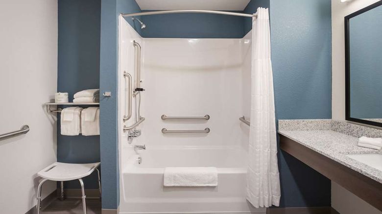 <b>WoodSpring Suites Detroit Madison Height Room</b>. Images powered by <a href="https://iceportal.shijigroup.com/" title="IcePortal" target="_blank">IcePortal</a>.
