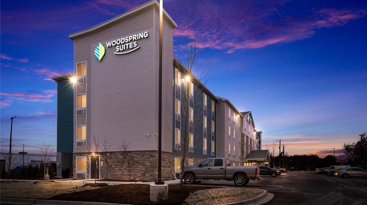 WoodSpring Suites Detroit Madison Height Exterior