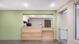 WoodSpring Suites Detroit Madison Height Lobby