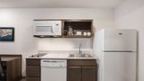 WoodSpring Suites Detroit Madison Height Room