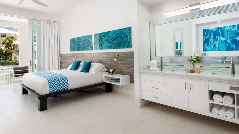 <b>Zenza Hotel Room</b>. Images powered by <a href="https://iceportal.shijigroup.com/" title="IcePortal" target="_blank">IcePortal</a>.
