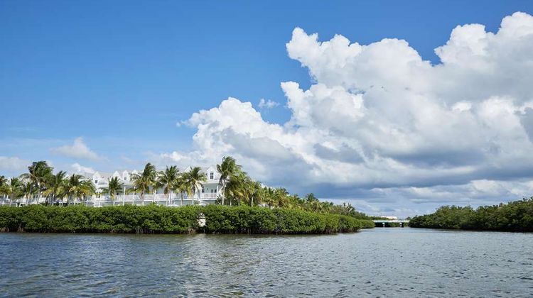 Parrot Key Hotel & Villas Exterior