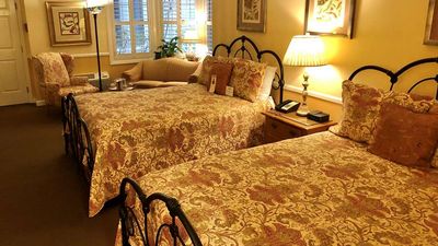 Apple Farm Inn