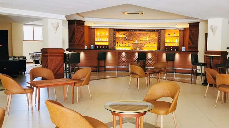 <b>Kampala Nile Resort Restaurant</b>. Images powered by <a href="https://iceportal.shijigroup.com/" title="IcePortal" target="_blank">IcePortal</a>.