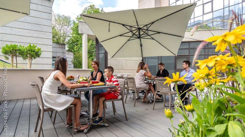 Les Loges du Park Exterior. Images powered by <a href="https://iceportal.shijigroup.com" target="_blank" rel="noopener">Ice Portal</a>.