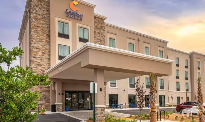 Comfort Inn & Suites Orange Park Exterior