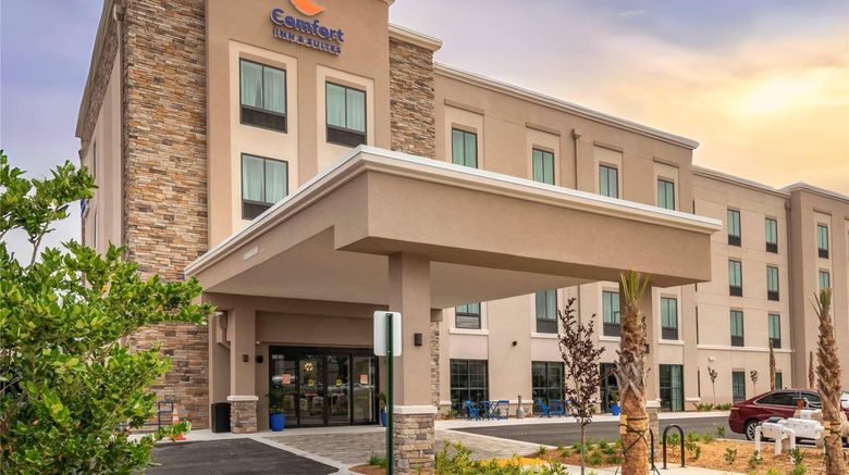 Comfort Inn  and  Suites Orange Park Exterior. Images powered by <a href="https://iceportal.shijigroup.com" target="_blank" rel="noopener">Ice Portal</a>.