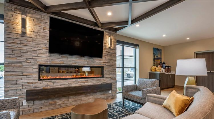 Comfort Inn & Suites Orange Park Lobby