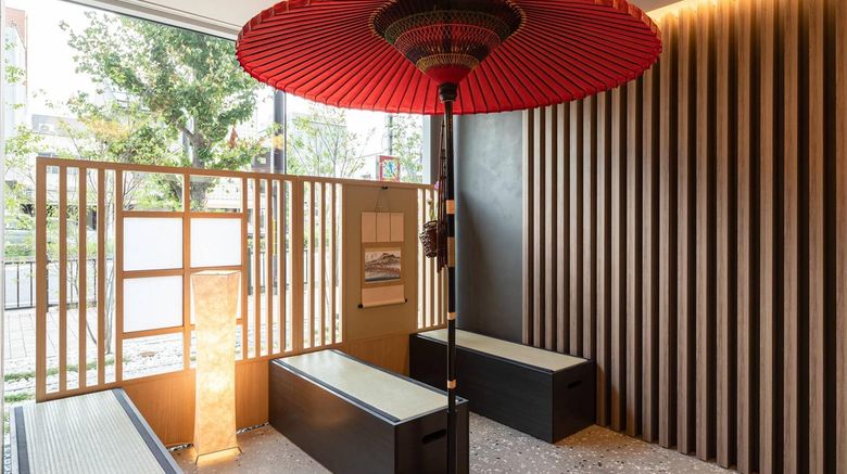 <b>Comfort Hotel Kyoto Toji Lobby</b>. Images powered by <a href="https://iceportal.shijigroup.com/" title="IcePortal" target="_blank">IcePortal</a>.