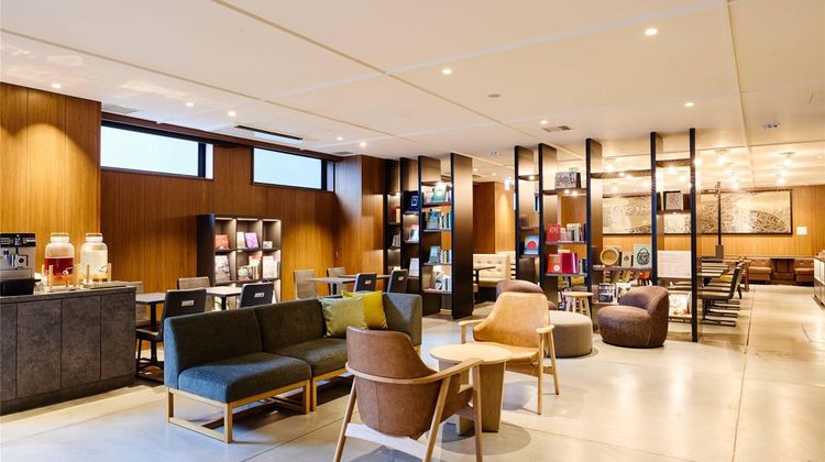 Comfort Hotel Kyoto Horikawagojo Lobby