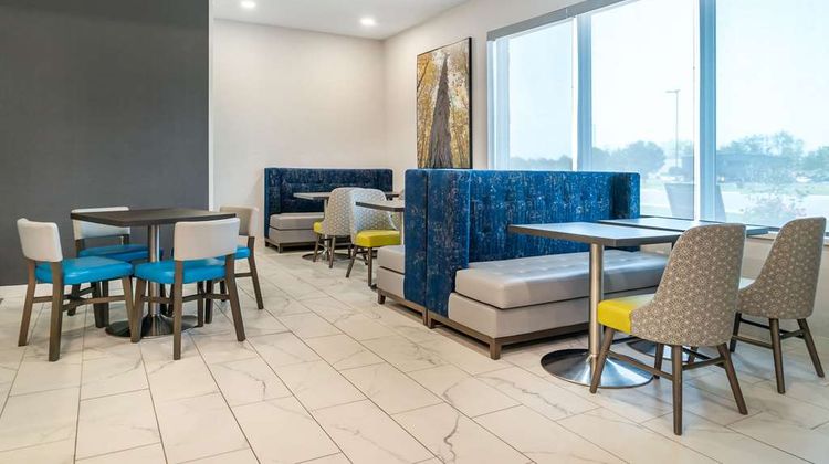 Comfort Inn And Suites Adrian Restaurant