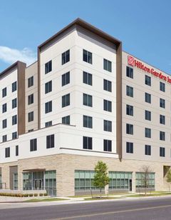 Hilton Garden Inn North-Near the Domain