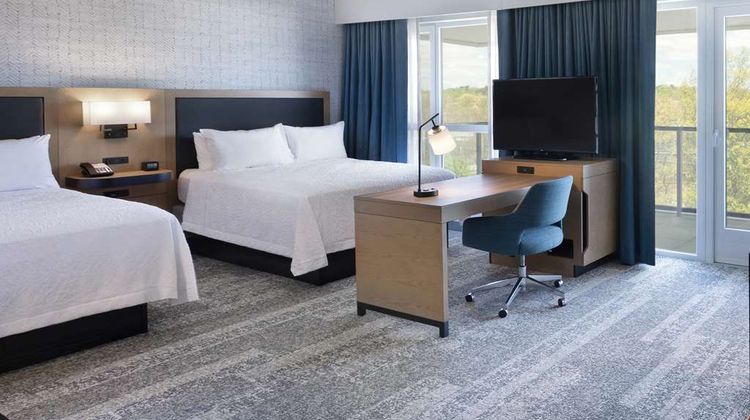 Hampton Inn & Suites Watertown Boston Room